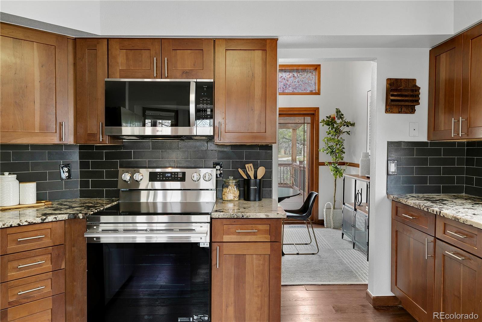 19c97d9c Ccb7 4d81 A98a 8c04e2345e66