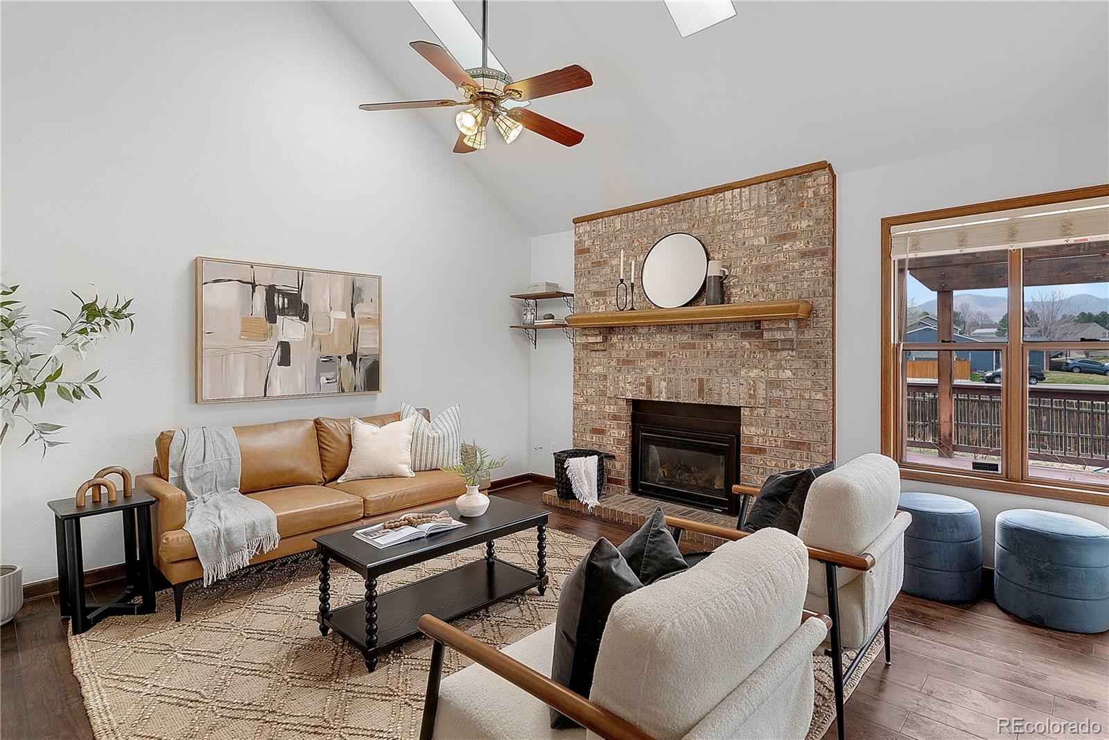 58234718 C414 4397 8bcf 7577e3a00b8f