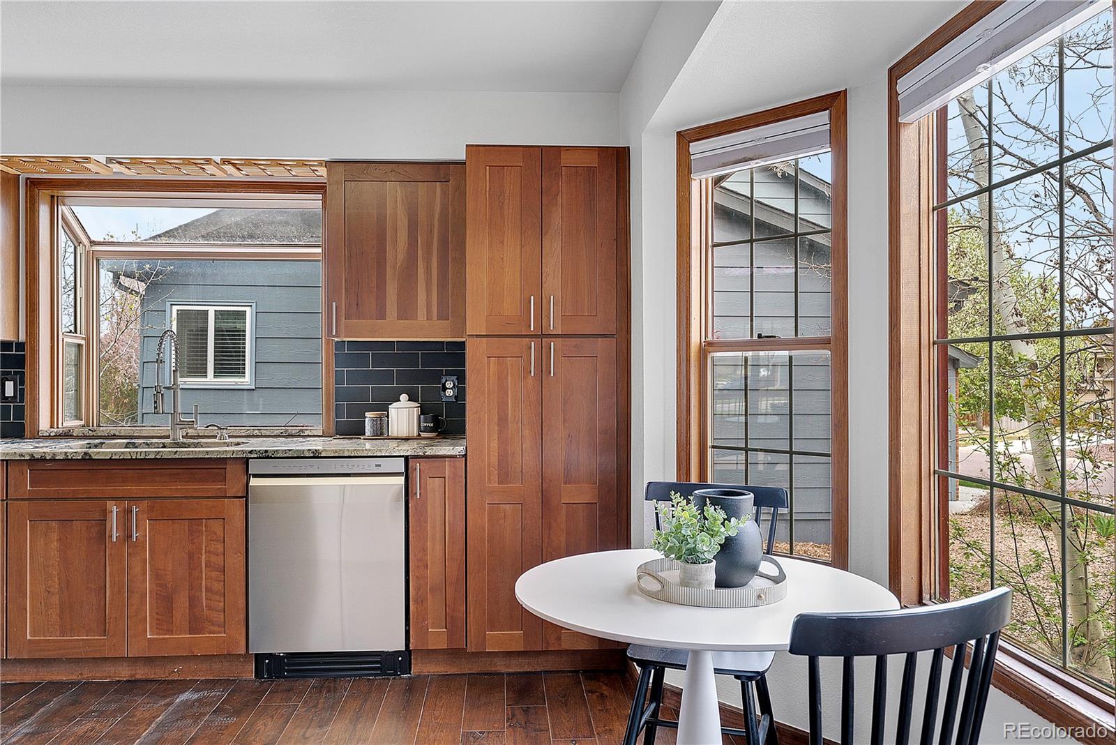 801b14f9 1596 461f 8d45 2032db5c3ccd