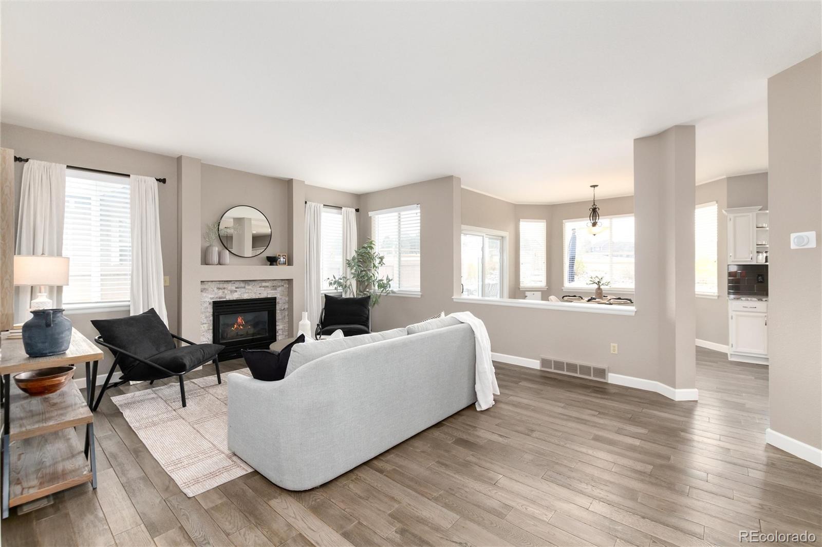 4851a58c D38c 4f37 97d4 8ac5834f6278