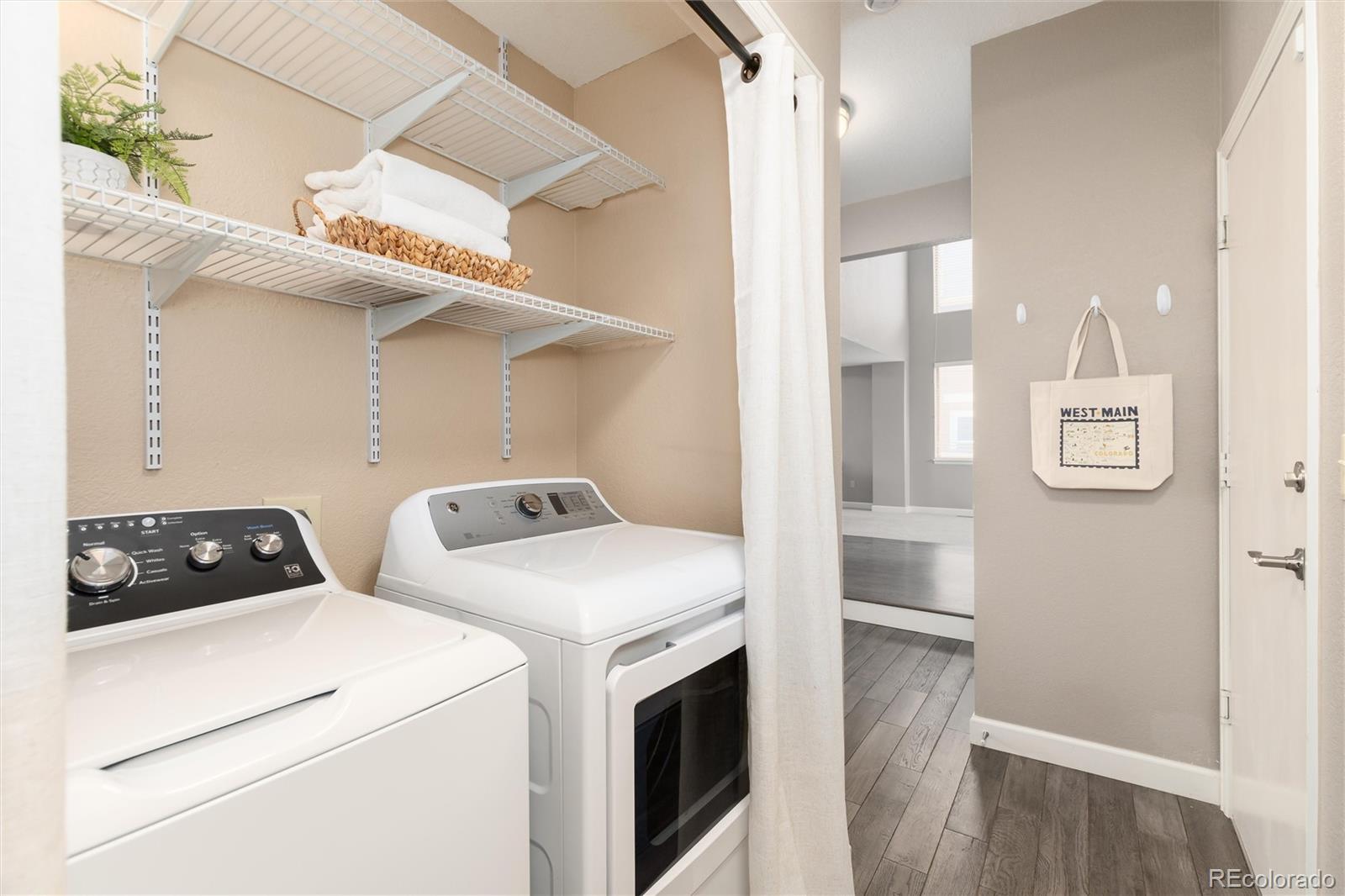 5955c01c B798 4381 9fa0 4f4acba39211