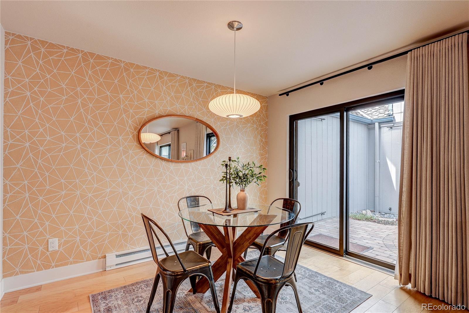 51cc3028 F516 40d1 A2a7 F6dc3312ff10