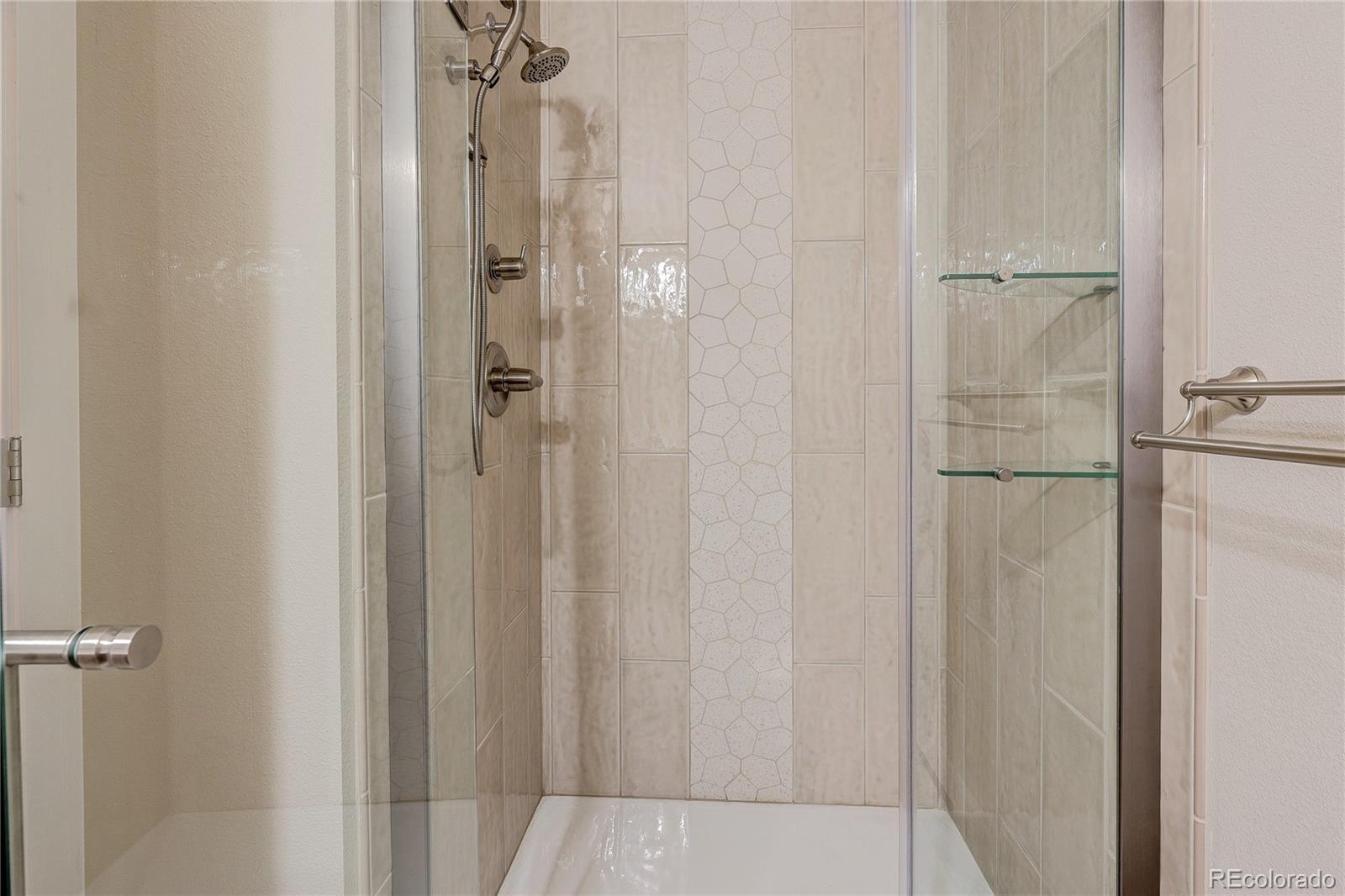 B0525840 0482 498c A09f 84afde971aab