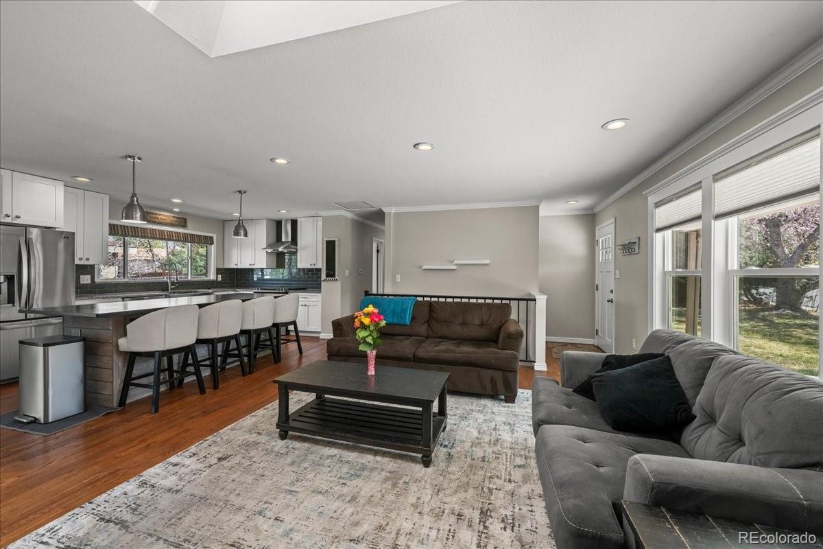 971d8b73 2551 47c4 A975 5b5196e98e97