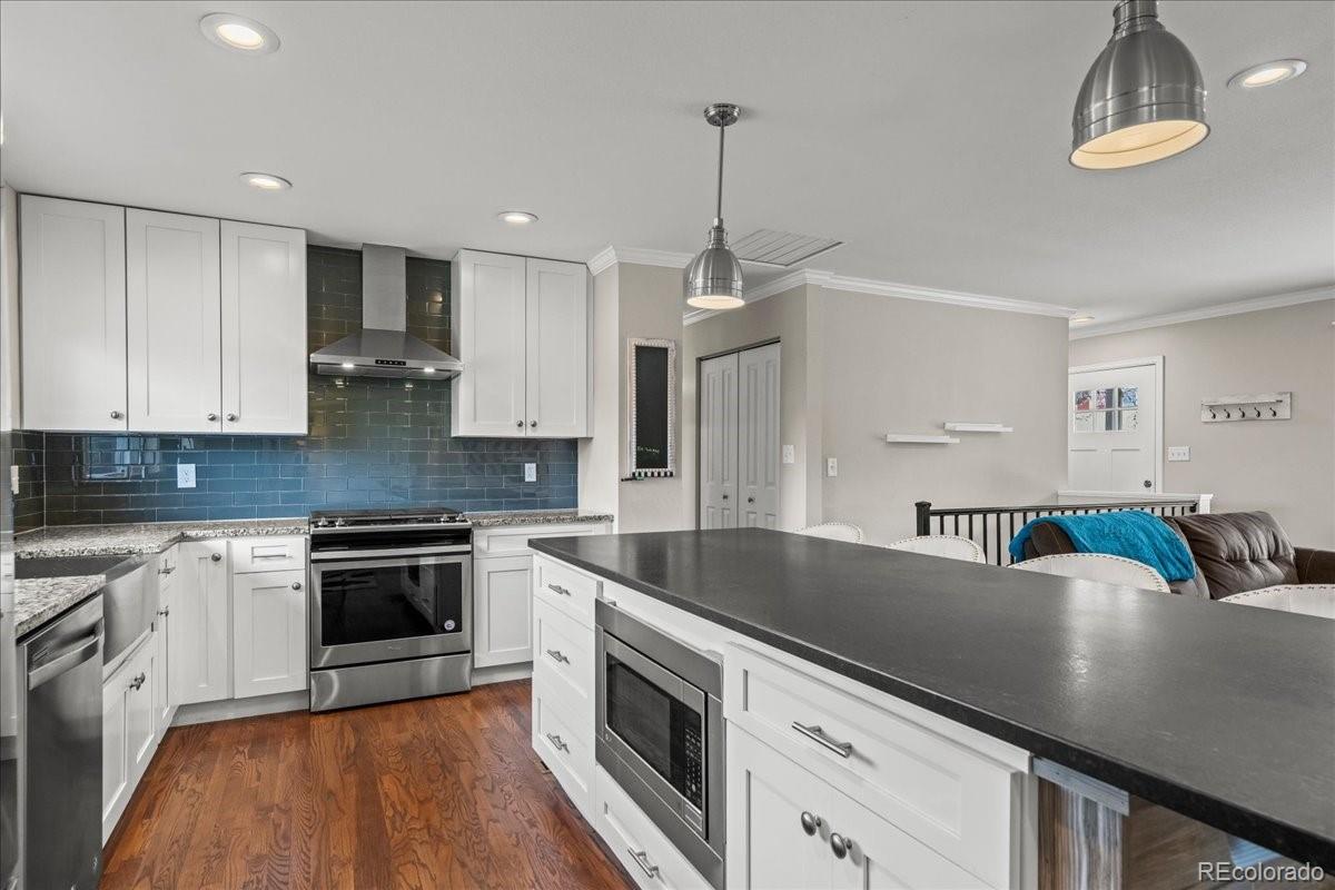 Bc151bb6 2b74 40be 9553 3e9c48a9f23e