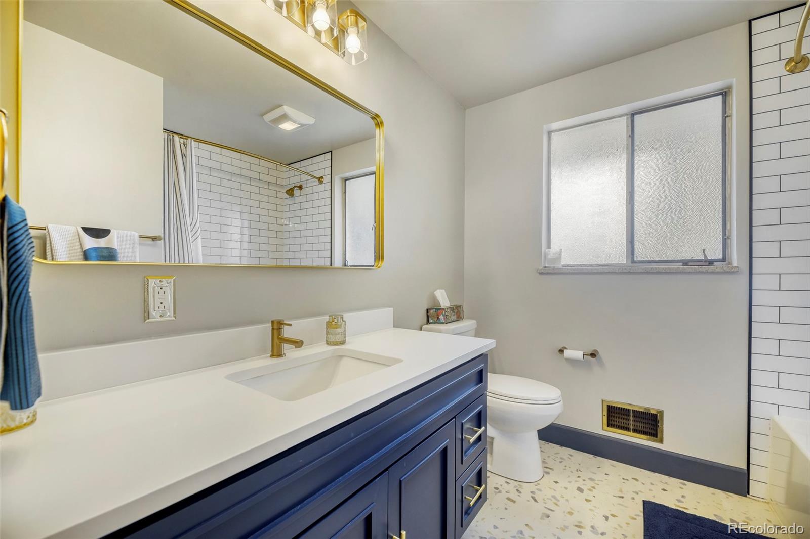 25135f36 65f5 42ed Abda 341612b6de25