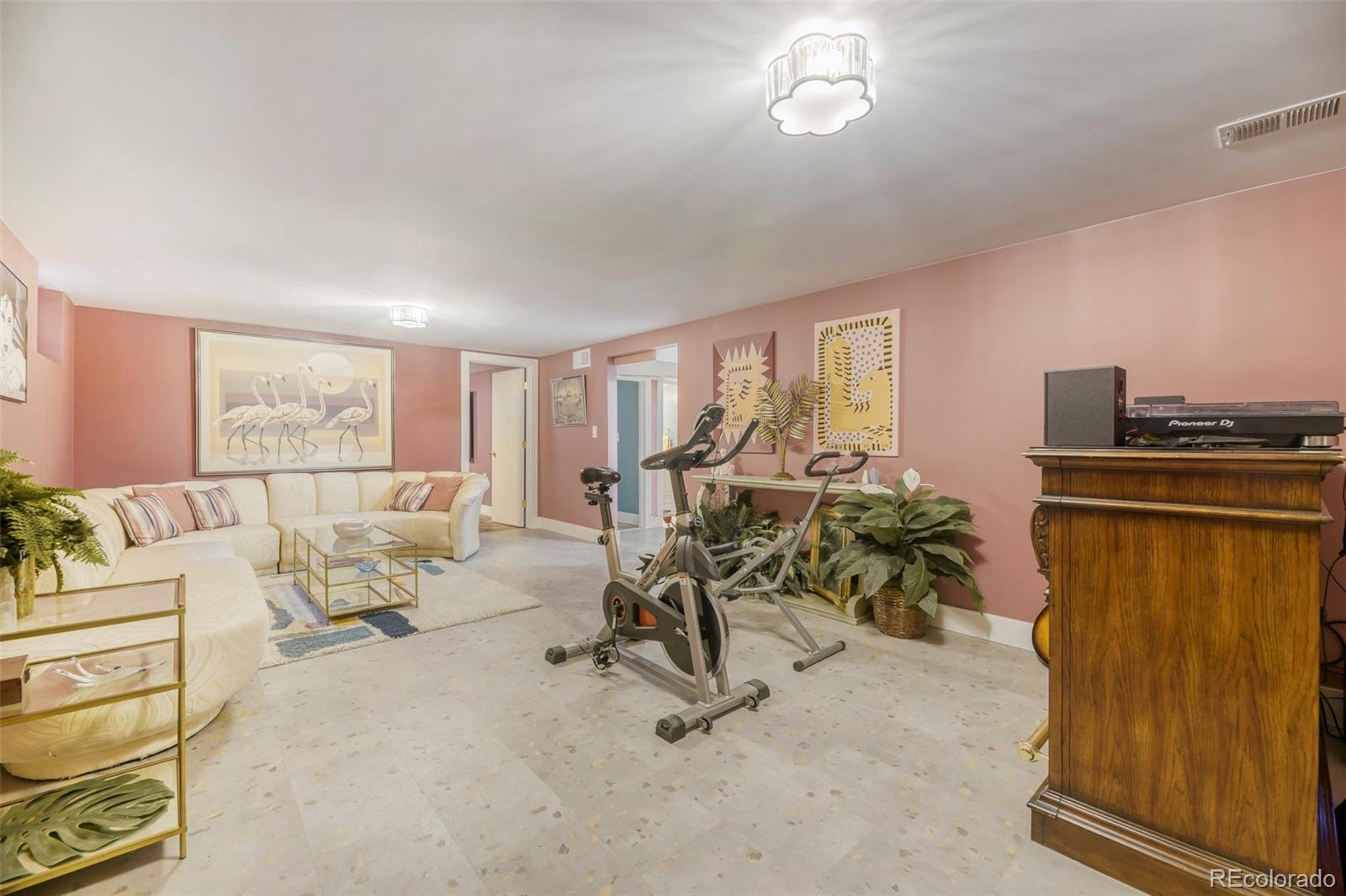 887edd71 E9a4 44ac 85cd 5bb0846ab1f5