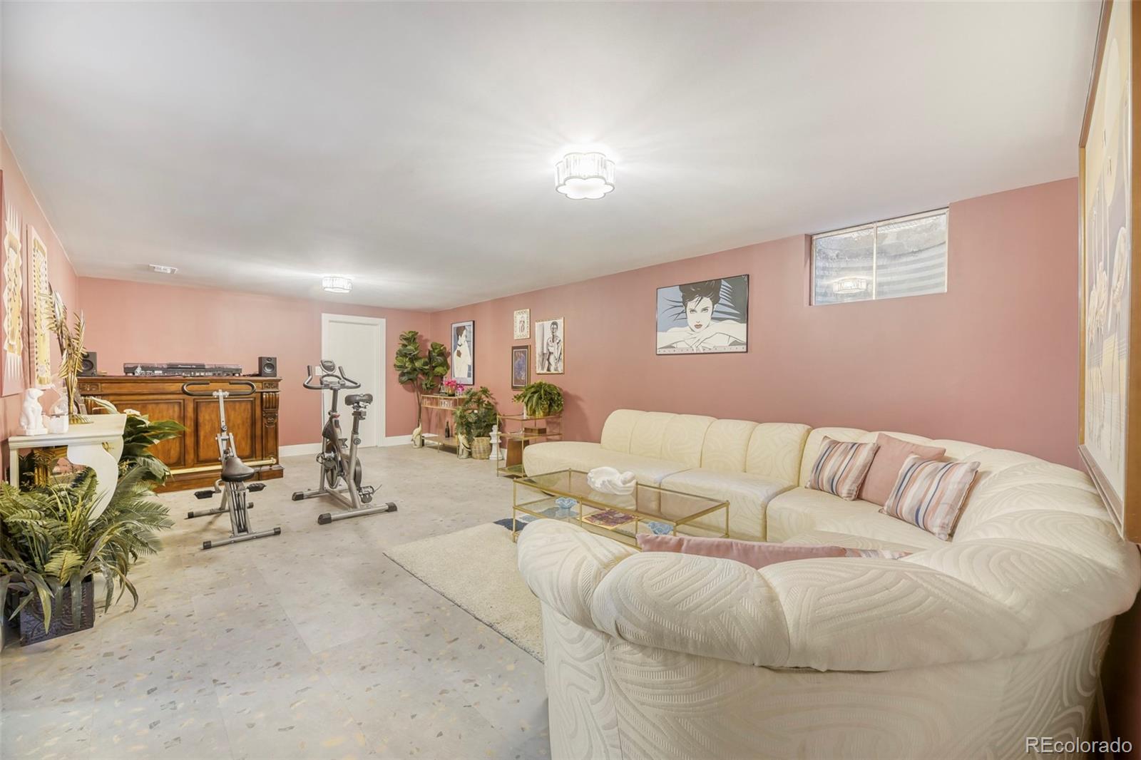 C0e155c9 Ff00 4ce9 B2d2 47cf64486d3d