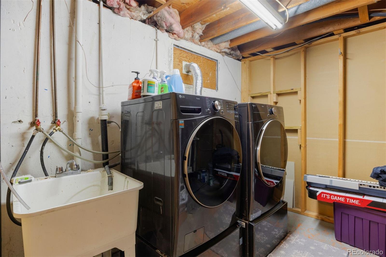 3ad9b8c1 E2ab 410d Abba 0e8518a55a3c