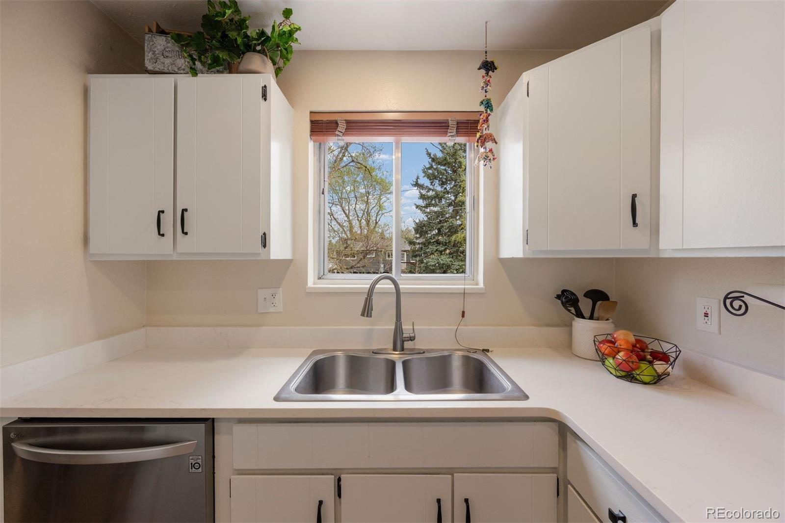 A407dd24 C527 40b7 8c62 073255c8a6f4