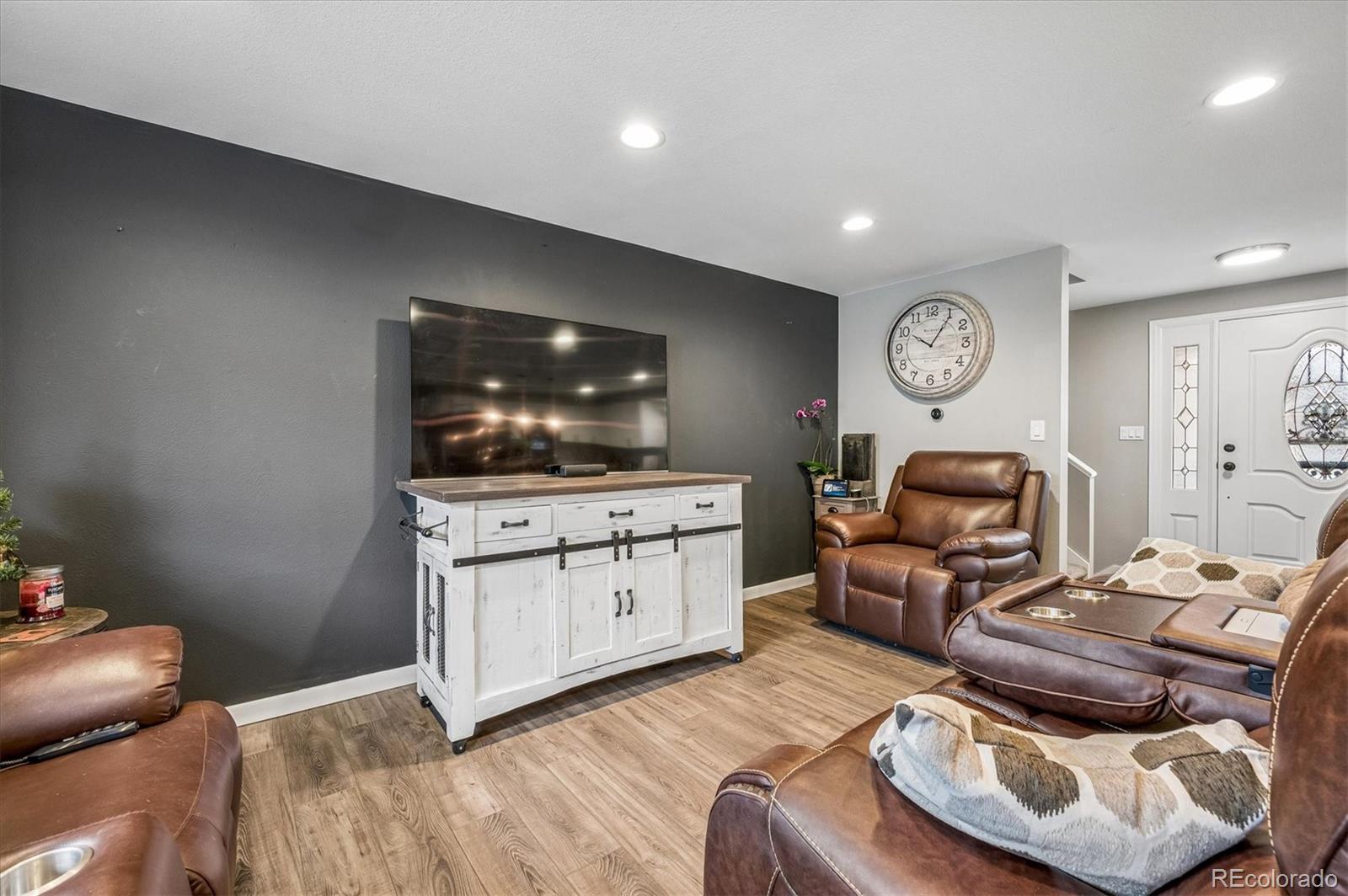 F6a9b8a5 B3c2 4aee 83c0 792310cbb632