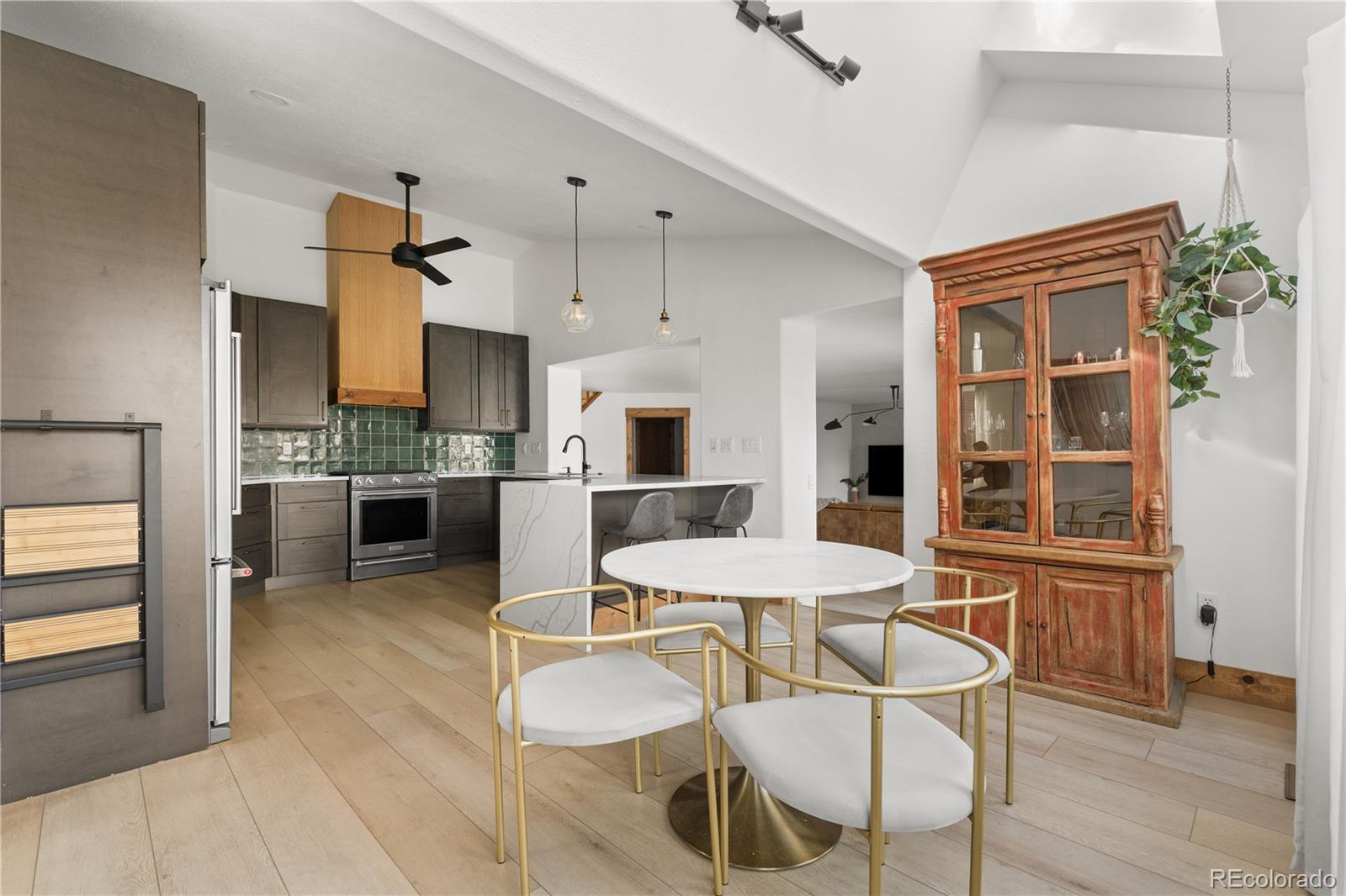 395bc98d 3f96 4628 A908 B25ae0c44d48