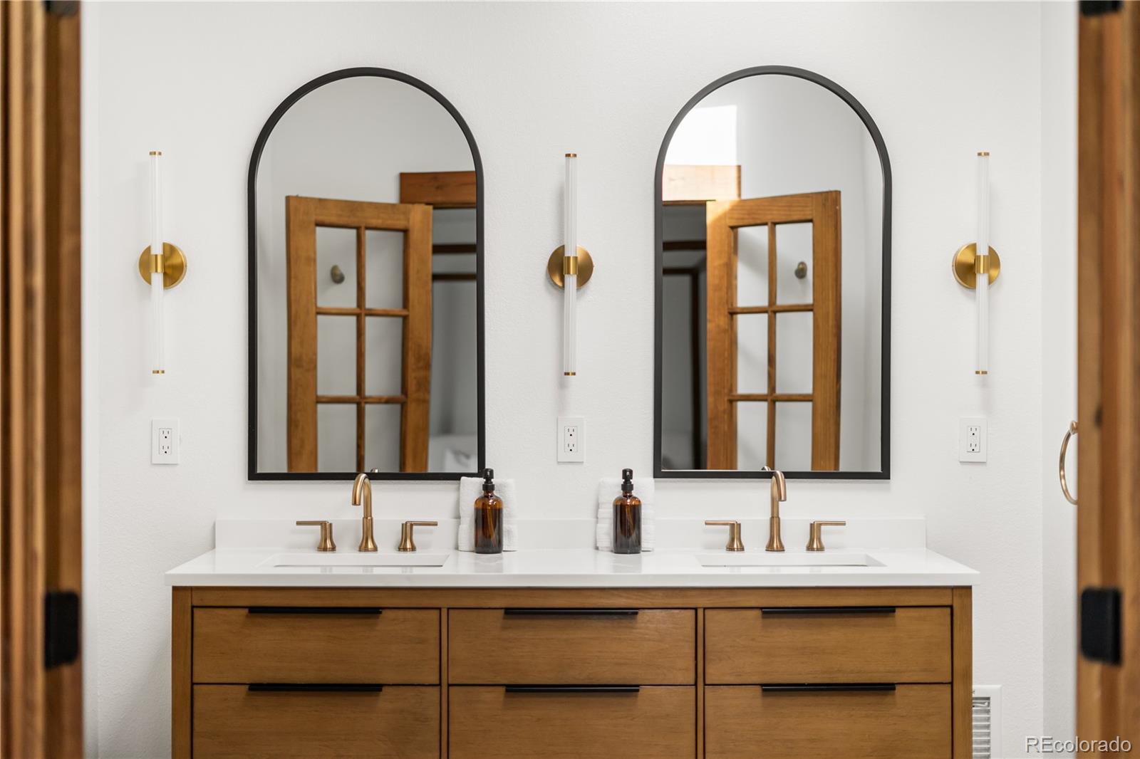 45c0bae6 62c1 4182 B6d1 C41bab7e793d