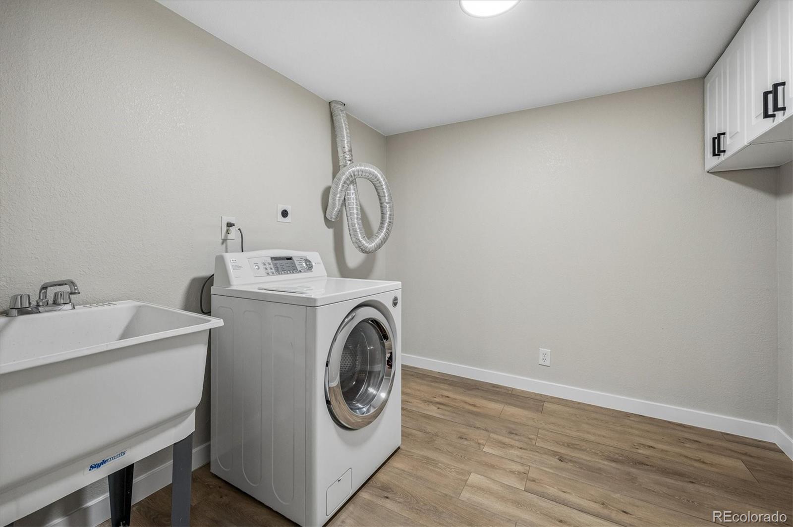 C1dda6ed E413 4746 86ed 908a9dad2d43