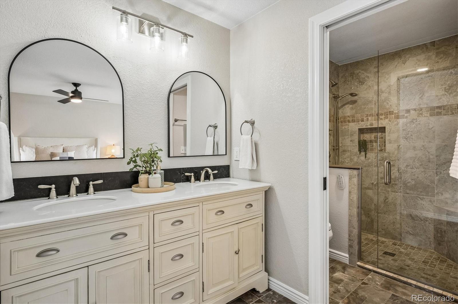 Ec233ccd Dc47 4b50 B78a F7839a467171