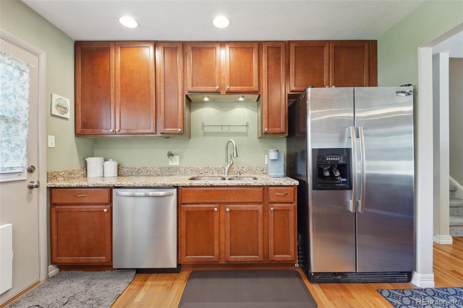 B4cab0f7 B832 41ee 8936 A88c293ab30b