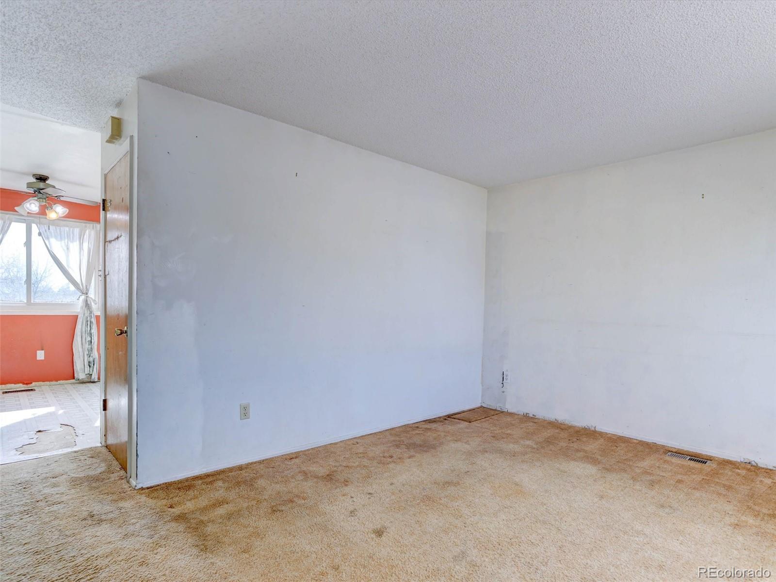 62f96d40 410e 4a7d B28a F56c88ffa320