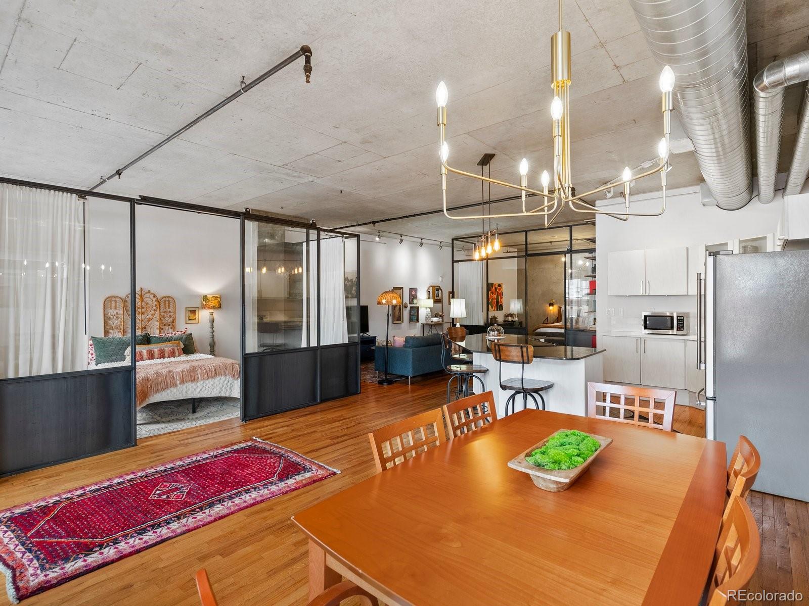 7ac47bfd B8fd 4104 847e Fac0b8737833