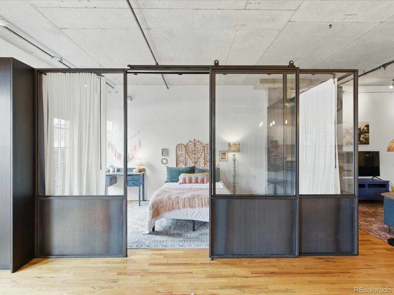 A00691d8 27ec 42c9 93fb 2ae644b3869e