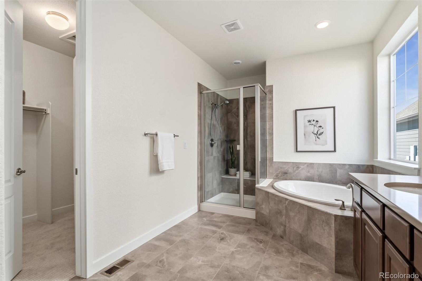 016a711c 93c4 4370 Ae3d 0345bb092b3b