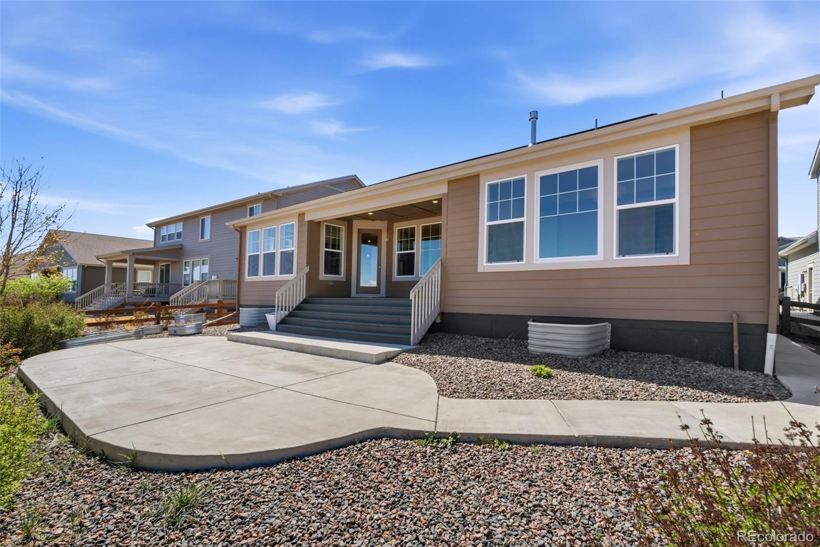 0f280fa8 7350 402d B906 1e9f77398f63