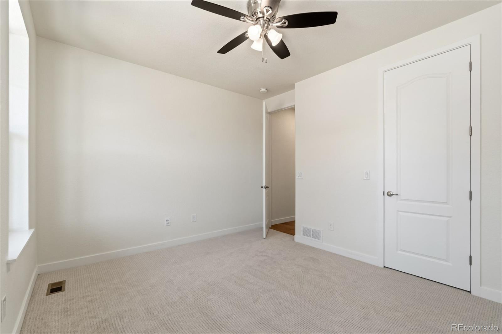 97619624 Bc7a 4723 Afd4 E227ee31c79d