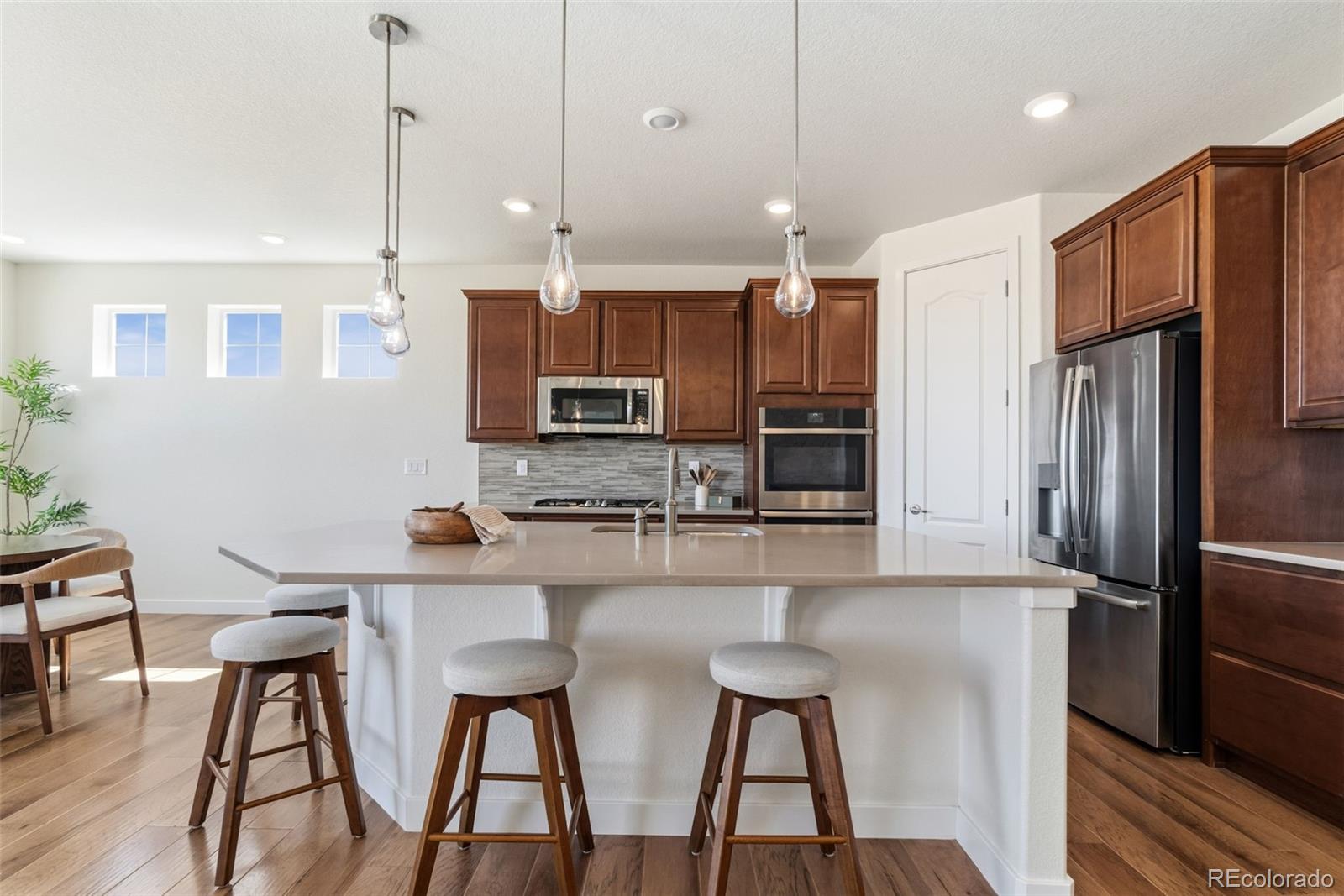 Dd9446af B446 41b0 B2bd D62e3c81cadc