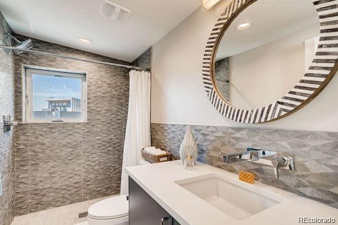 3e11ed7e 45a6 450f 9439 56b7e881107d