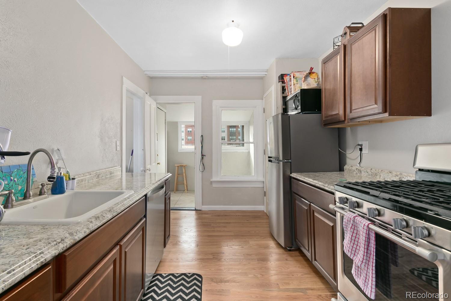 2f44e0ef 17ed 46cb A83d 7f949fca5067