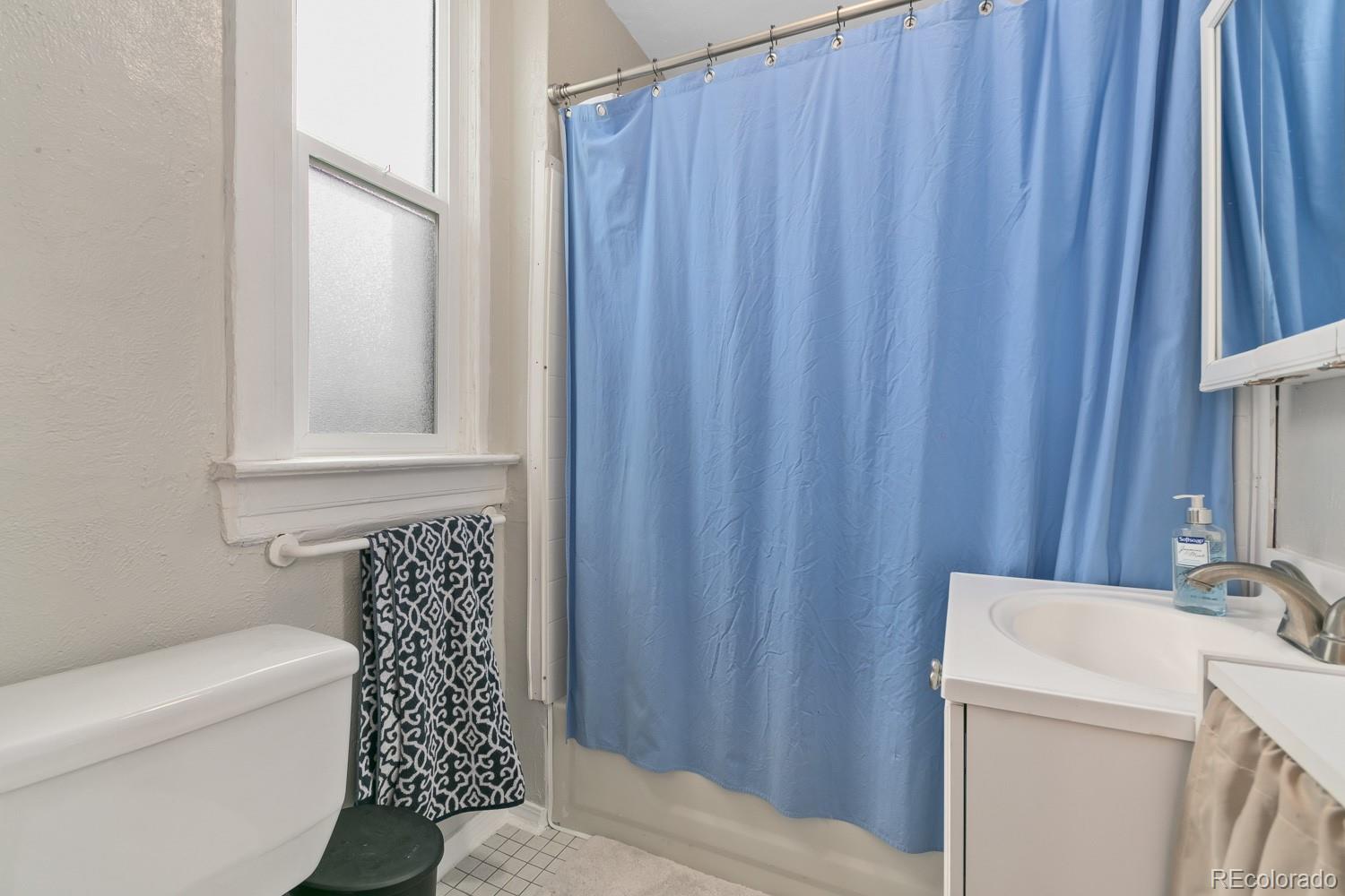 7c134fb4 9fa1 4216 A273 1c1c2509b879