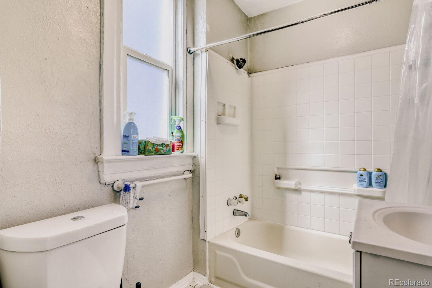 7c5de876 3f3d 4312 B999 44f21f9343bc