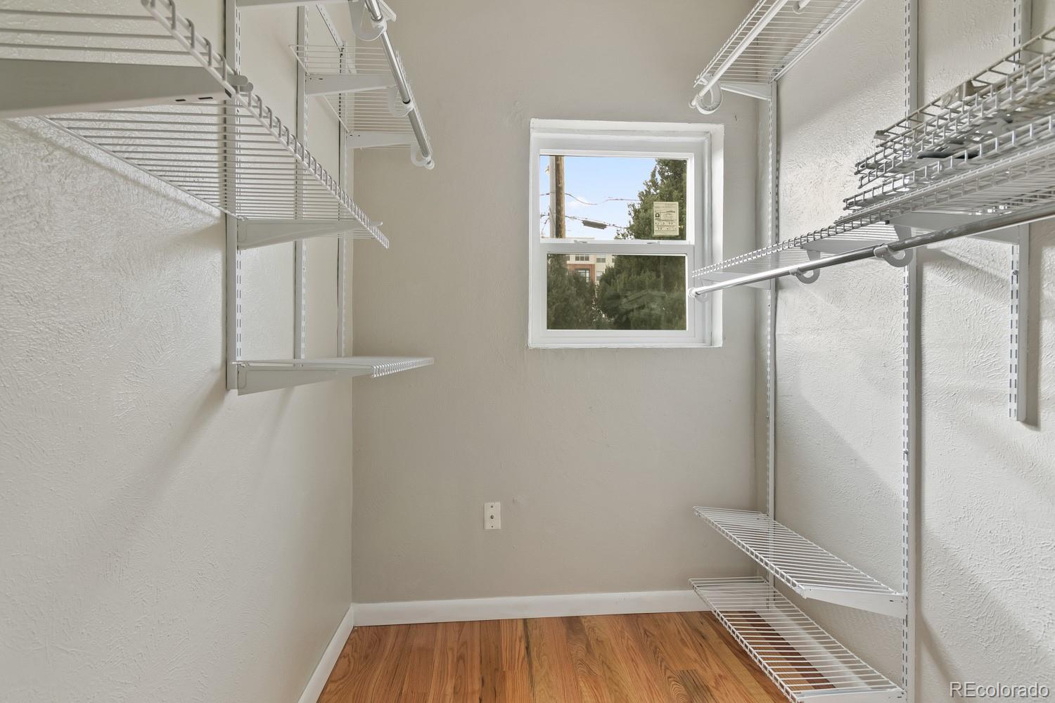 83811336 C1a2 47c4 80e3 88c7489aae29