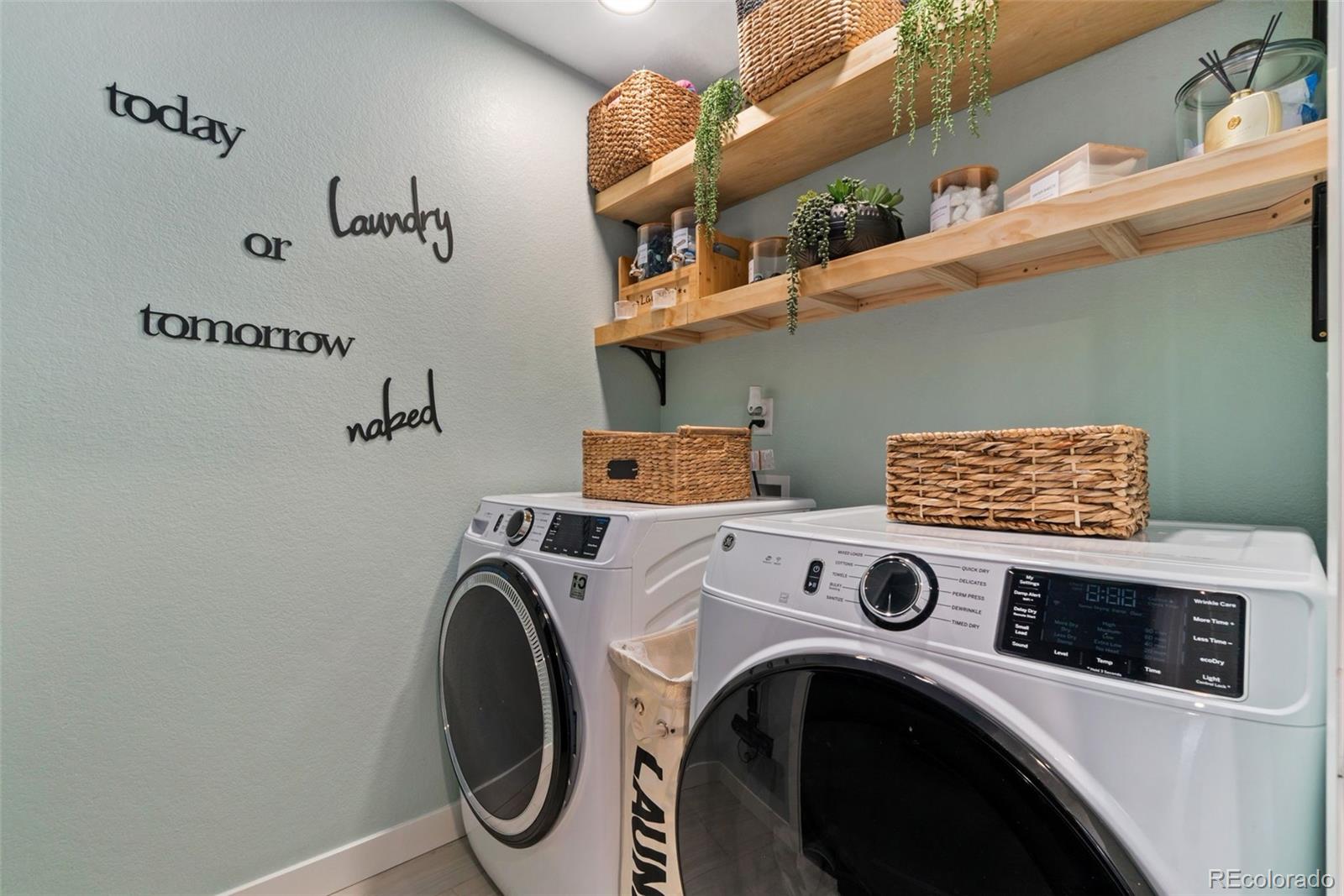 33ed070a 573c 4030 8c3c 66ae88448a81