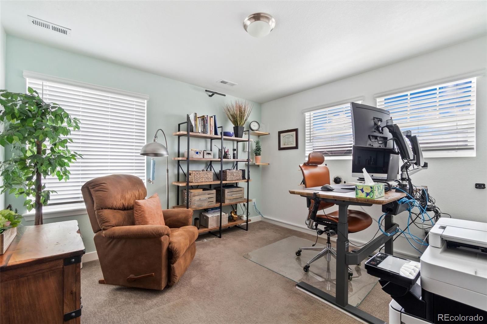 Ac3803b7 A409 42b6 99fe 5eb509b7bc0d