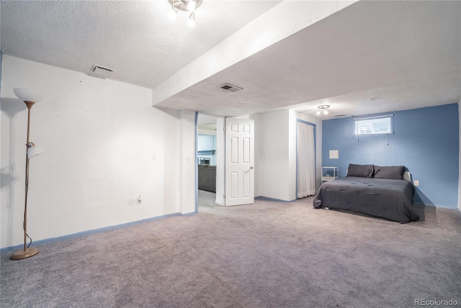 B3282793 0bc9 477d 9032 01037a1cfa54