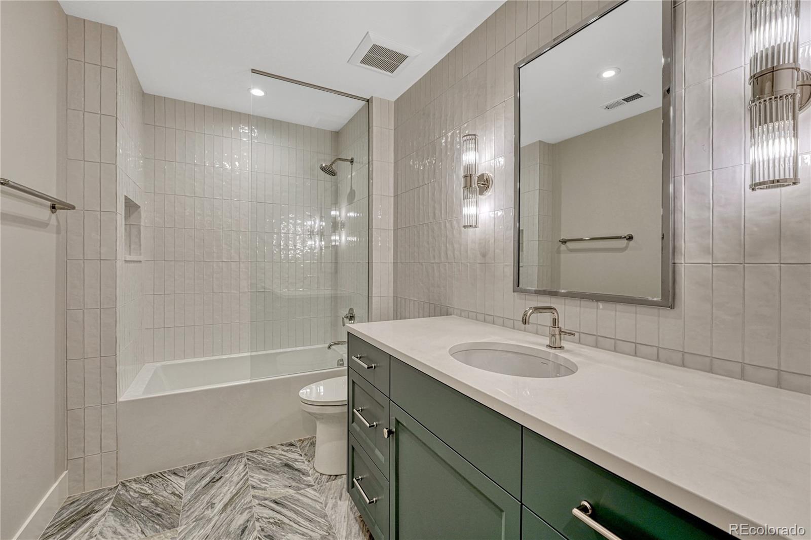 8d8809c5 1d04 4688 9c9c 4c16ab2fad37