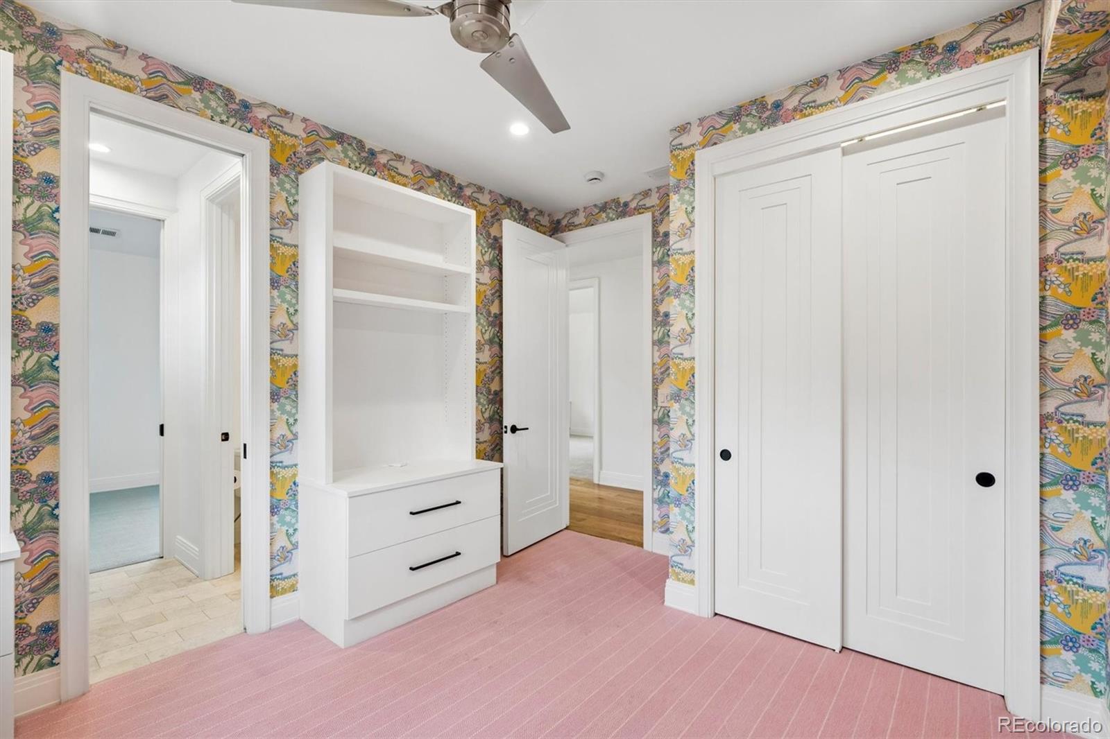 63643549 4001 4167 8f0c B3a3a79bd735