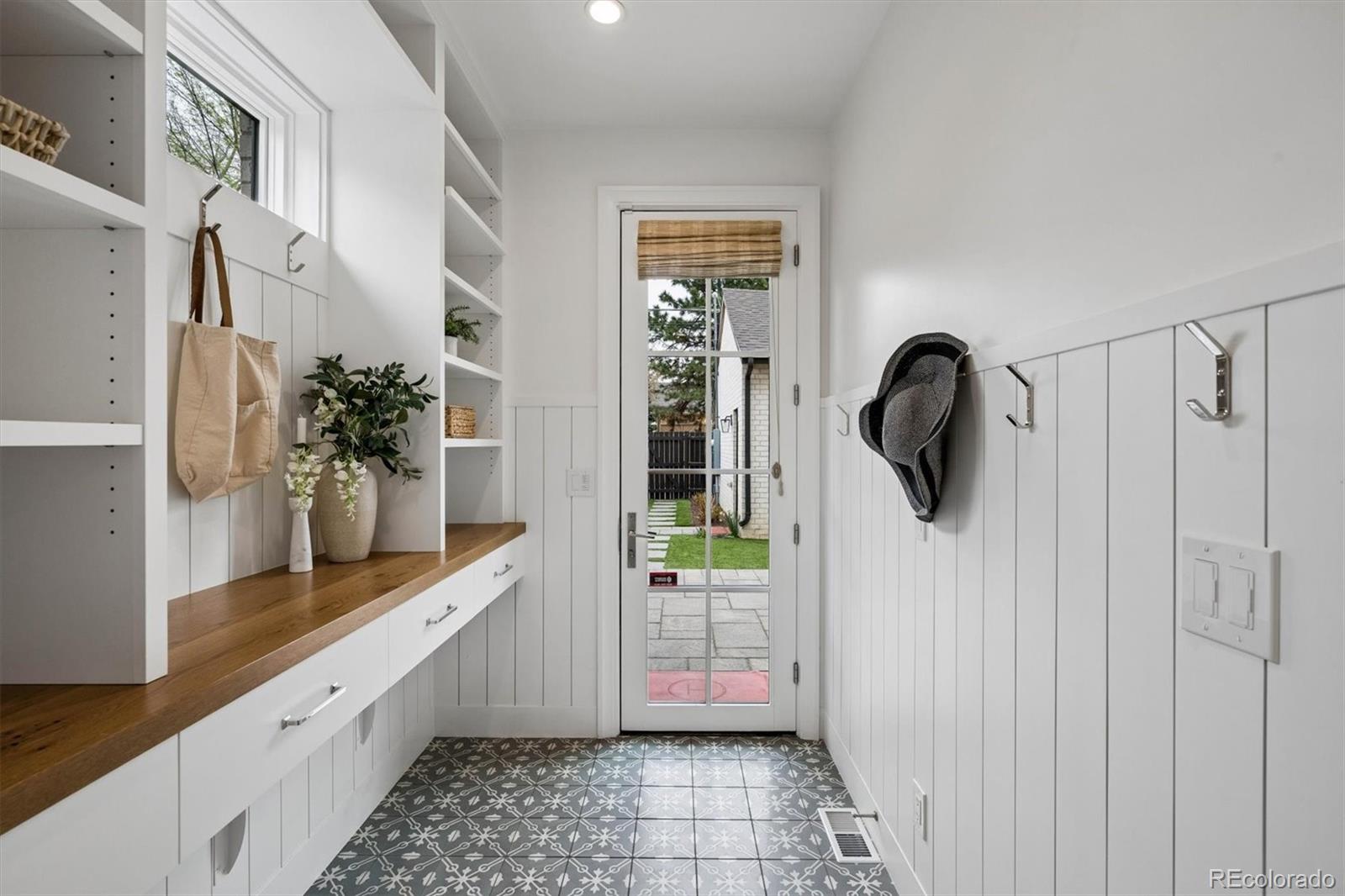 D751966b 846c 4653 B637 923818fbc1a2