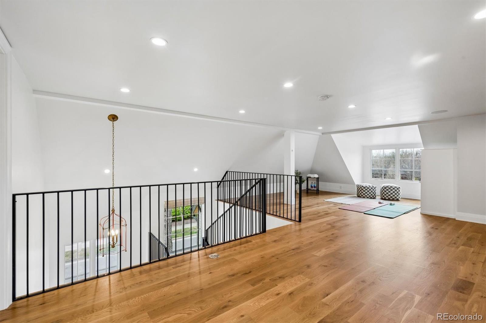 Eb846106 Bfae 4ec0 B2df 6f1605e1afa5