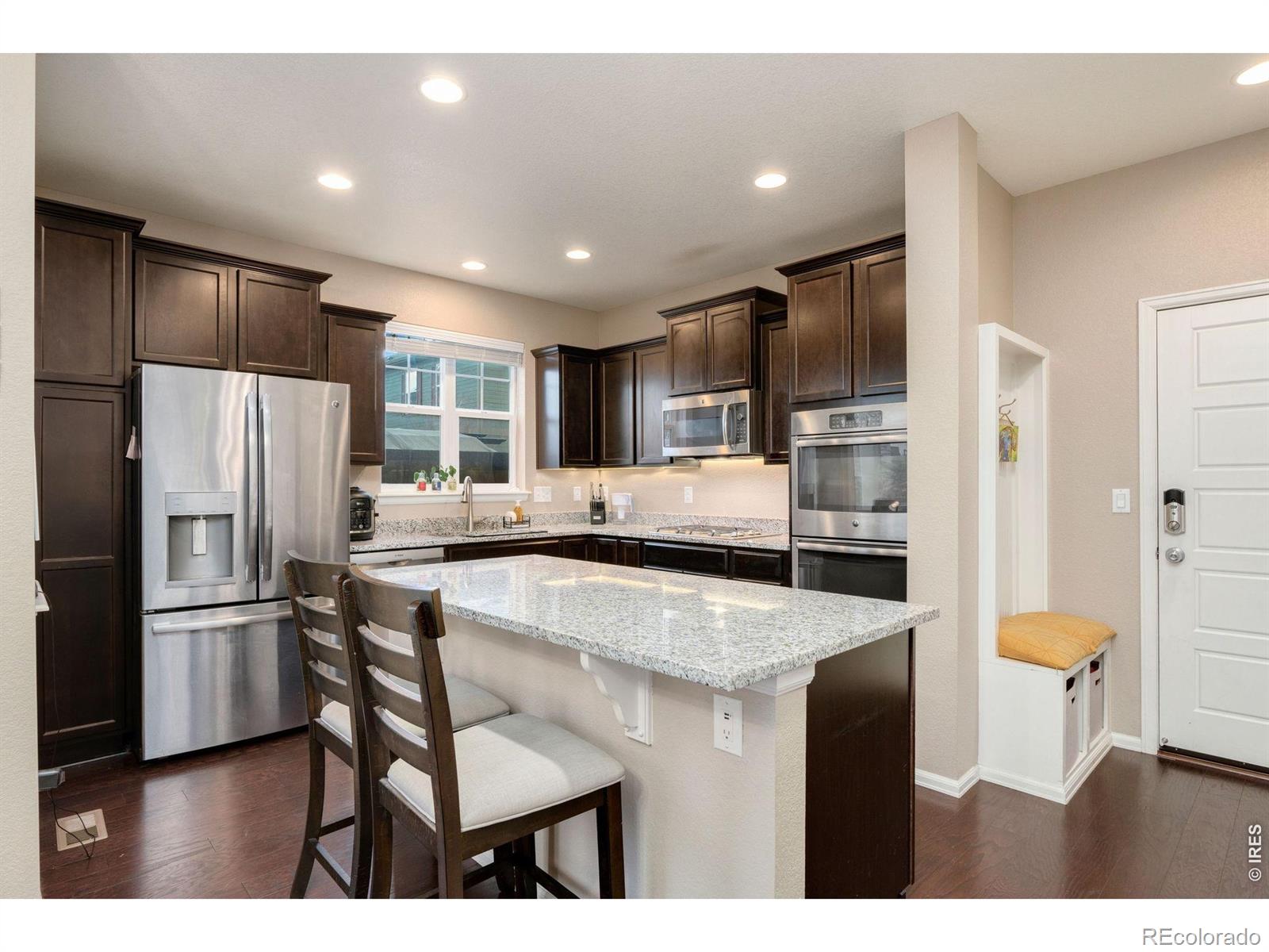 6426e468 E618 49e8 B63d 7c02ba9c9476