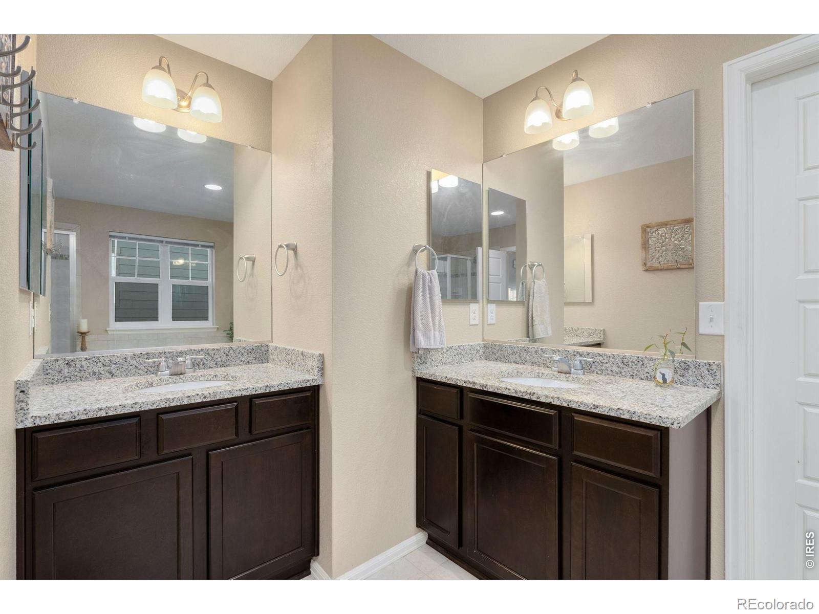 D4b653ed B7d7 4906 Bafc 7cae3ac4daf9