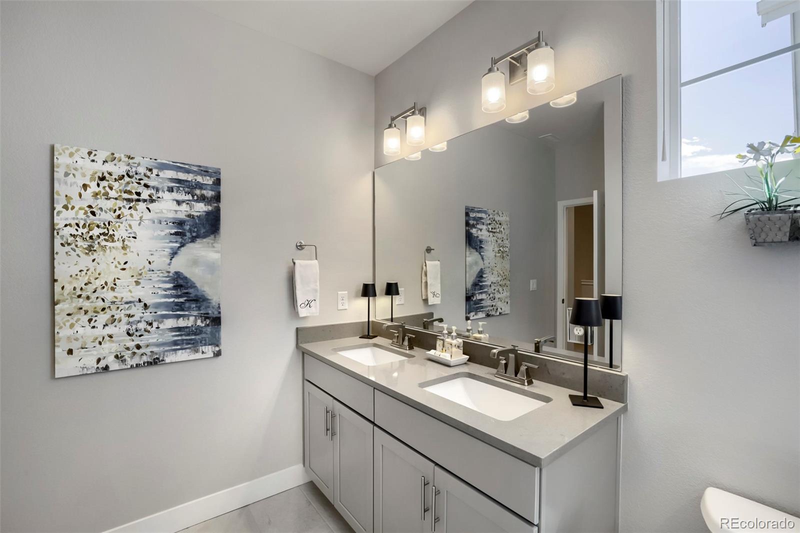 6add1fbe 80f9 41e7 A4ee 43f90102a7a7