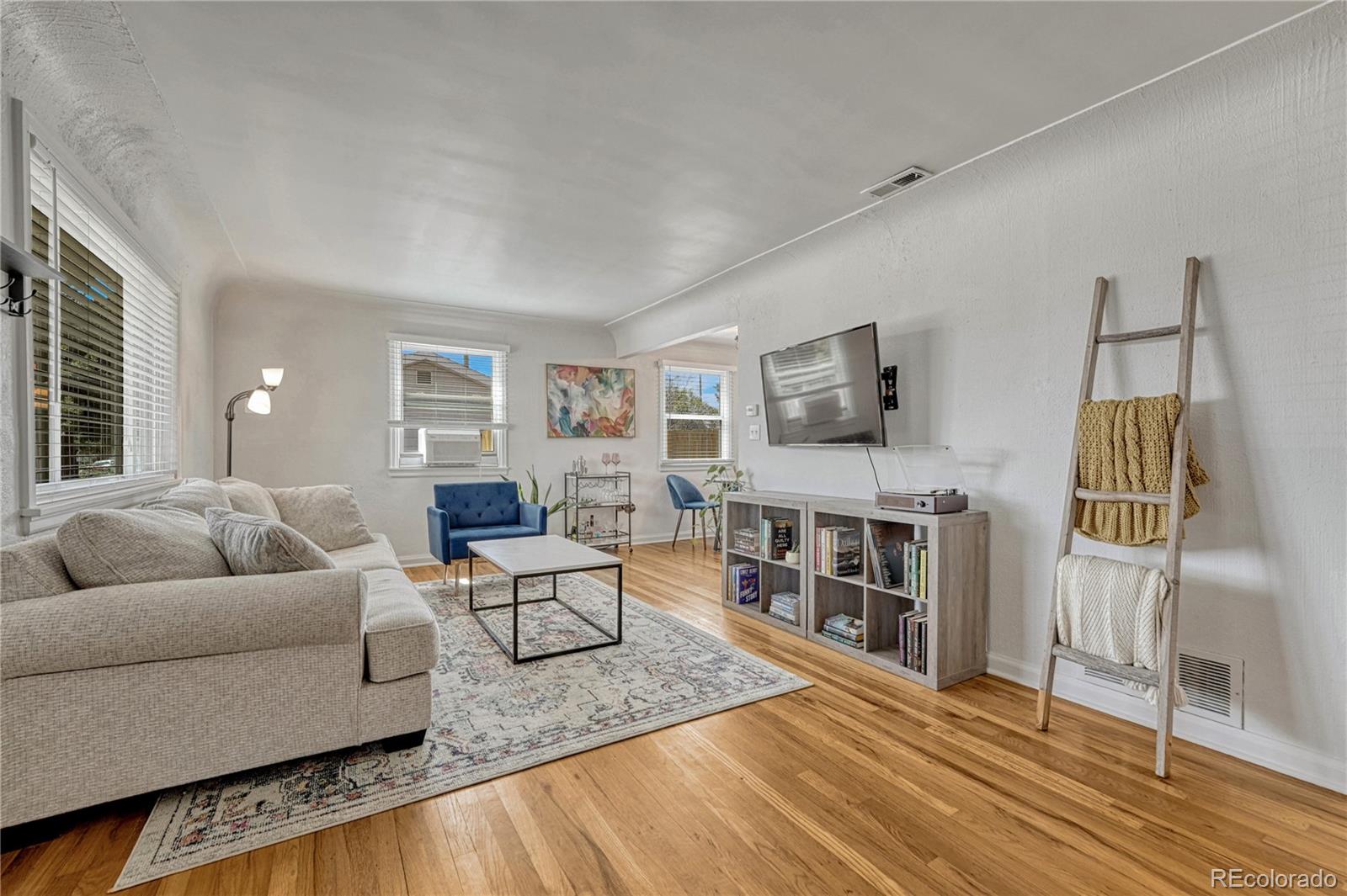 8c7bfa18 4b31 404d 8dbc Babeeef37842