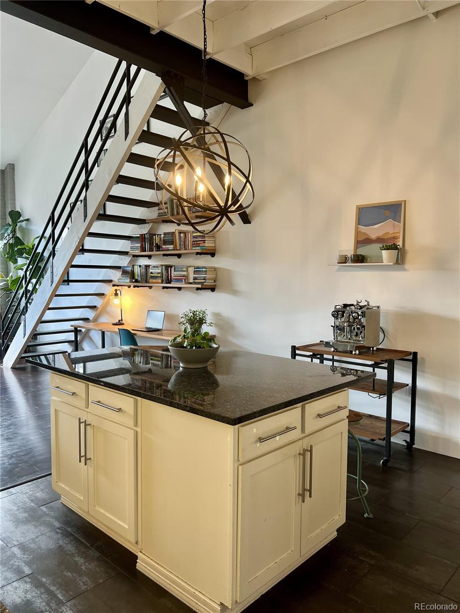 C5869c8a C762 48da B996 2899d8ad605f