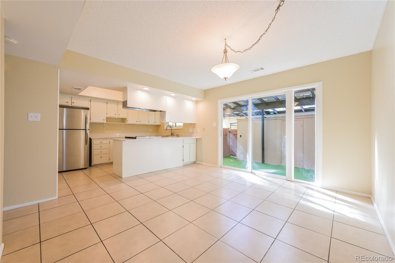 F16e0b35 51e8 48e7 Bd7d 12f77f0e5103