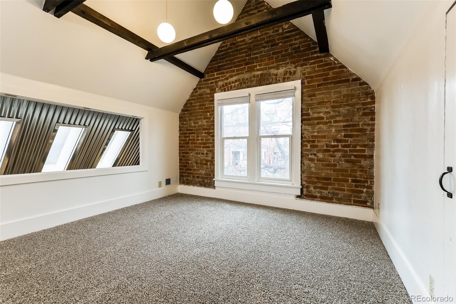 0d6553b1 1f02 428d 8ff3 B0b7163210df