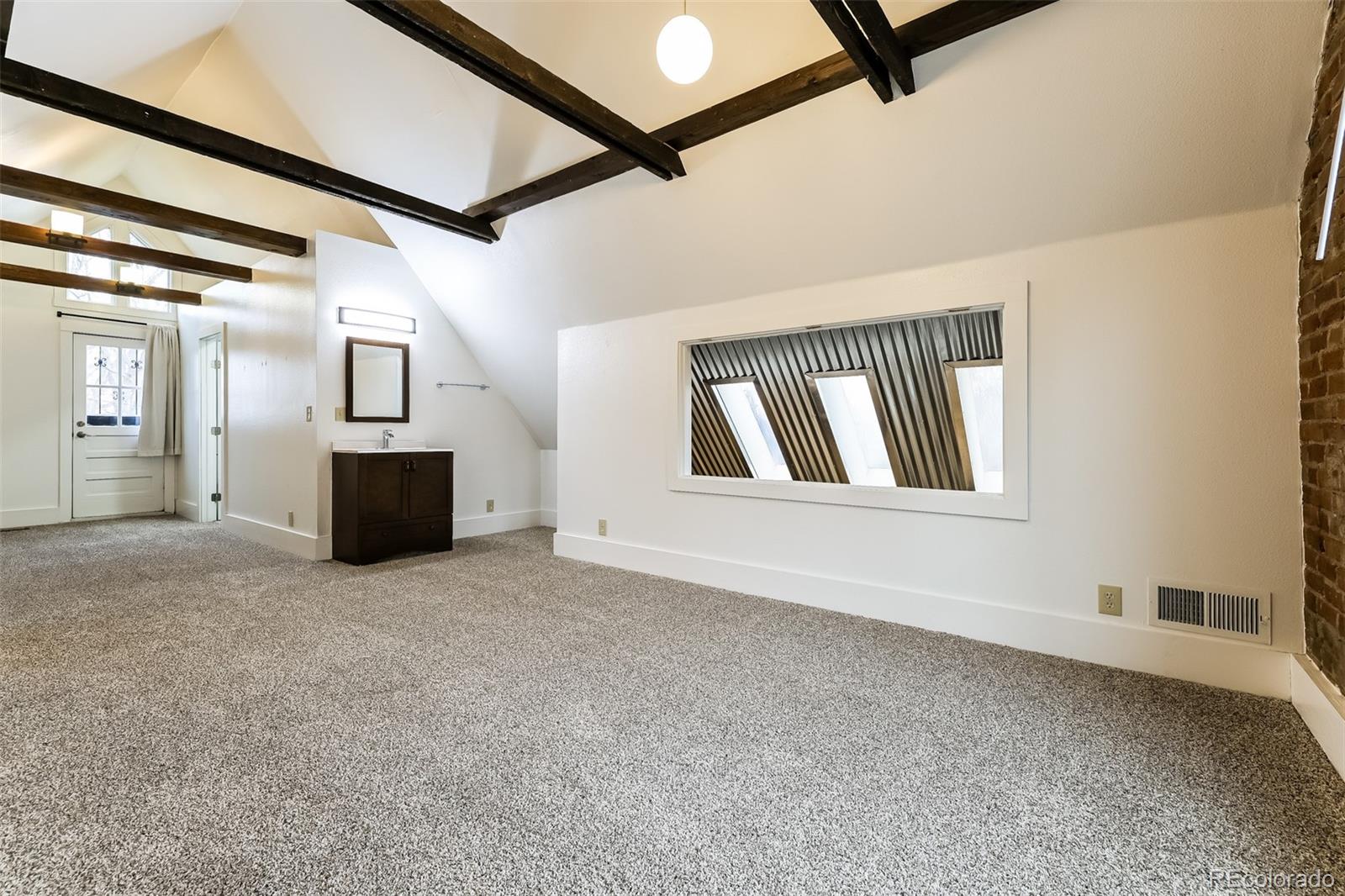 31d41c87 Df24 4127 B99a 9e98f188a28e