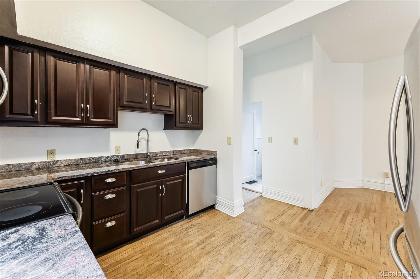 3aab6565 1452 4810 A8f5 47eea4868dc9