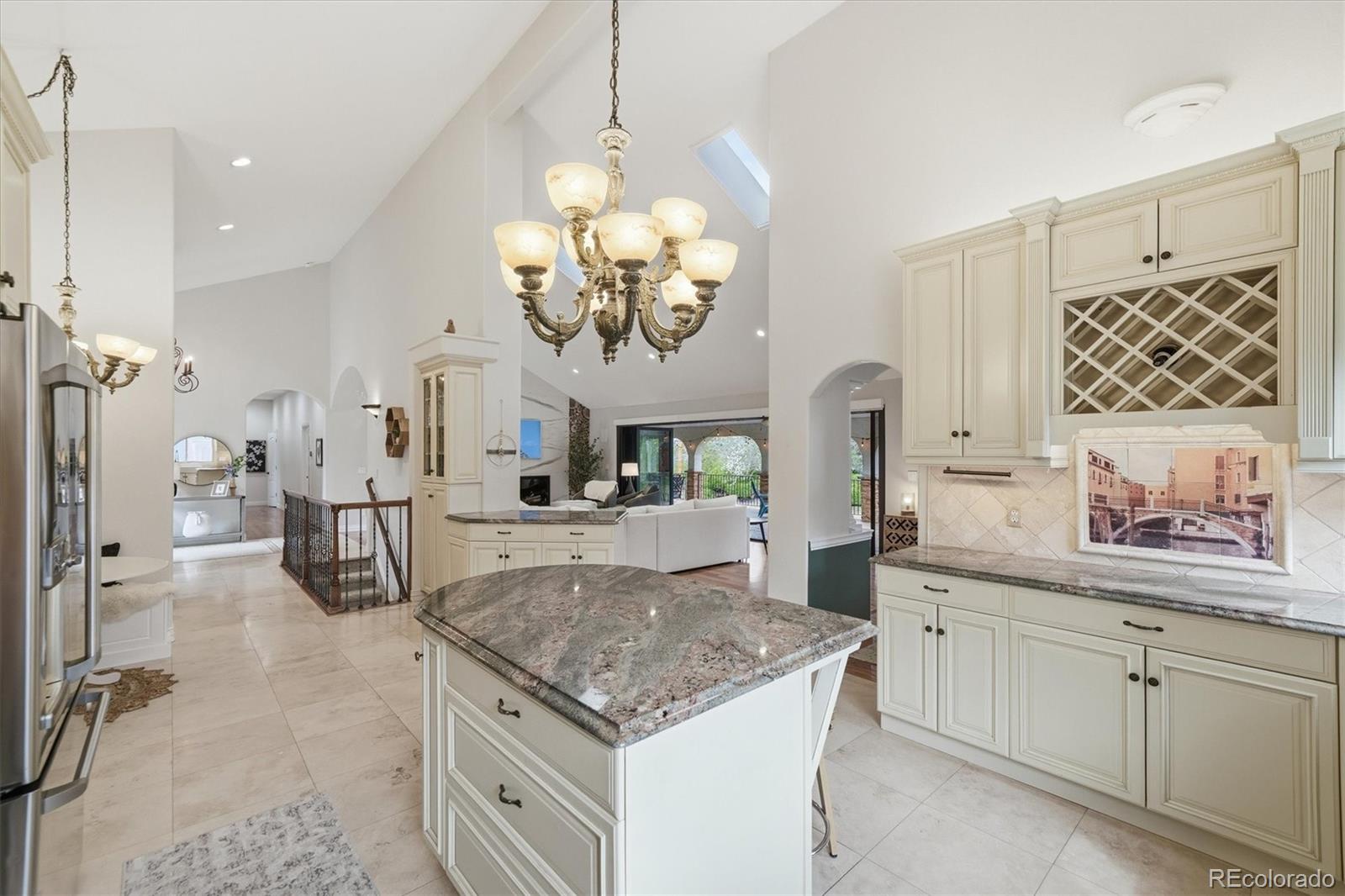 4d6c1c63 50de 4817 8d35 B3eb2bf13551