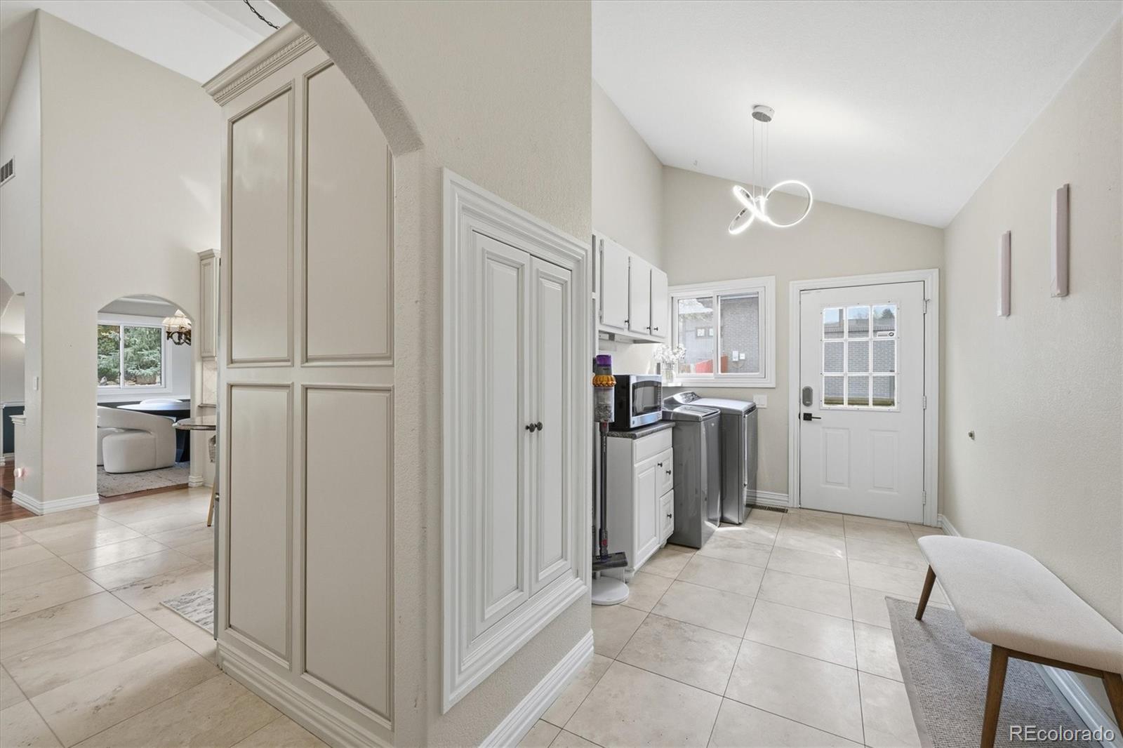 6966b364 Dc85 47a5 94d1 E1dacfcd3b66